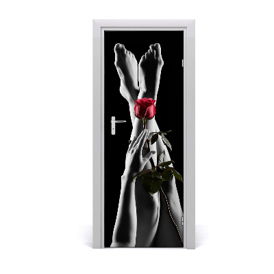 Samolepící fototapeta na dveře Ženska stopala i ruke