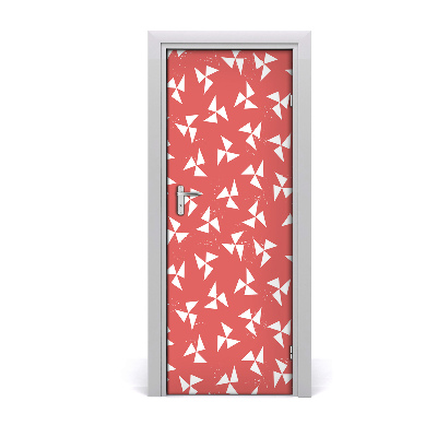Tapeta na dveře s 3d efektem Crvena pozadina s bijelim trokutima