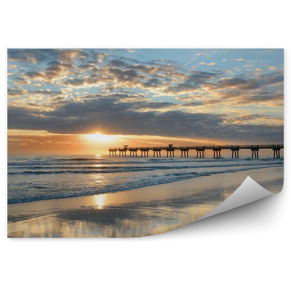 Fototapeta na zeď Beach sunrise osvětlené molo