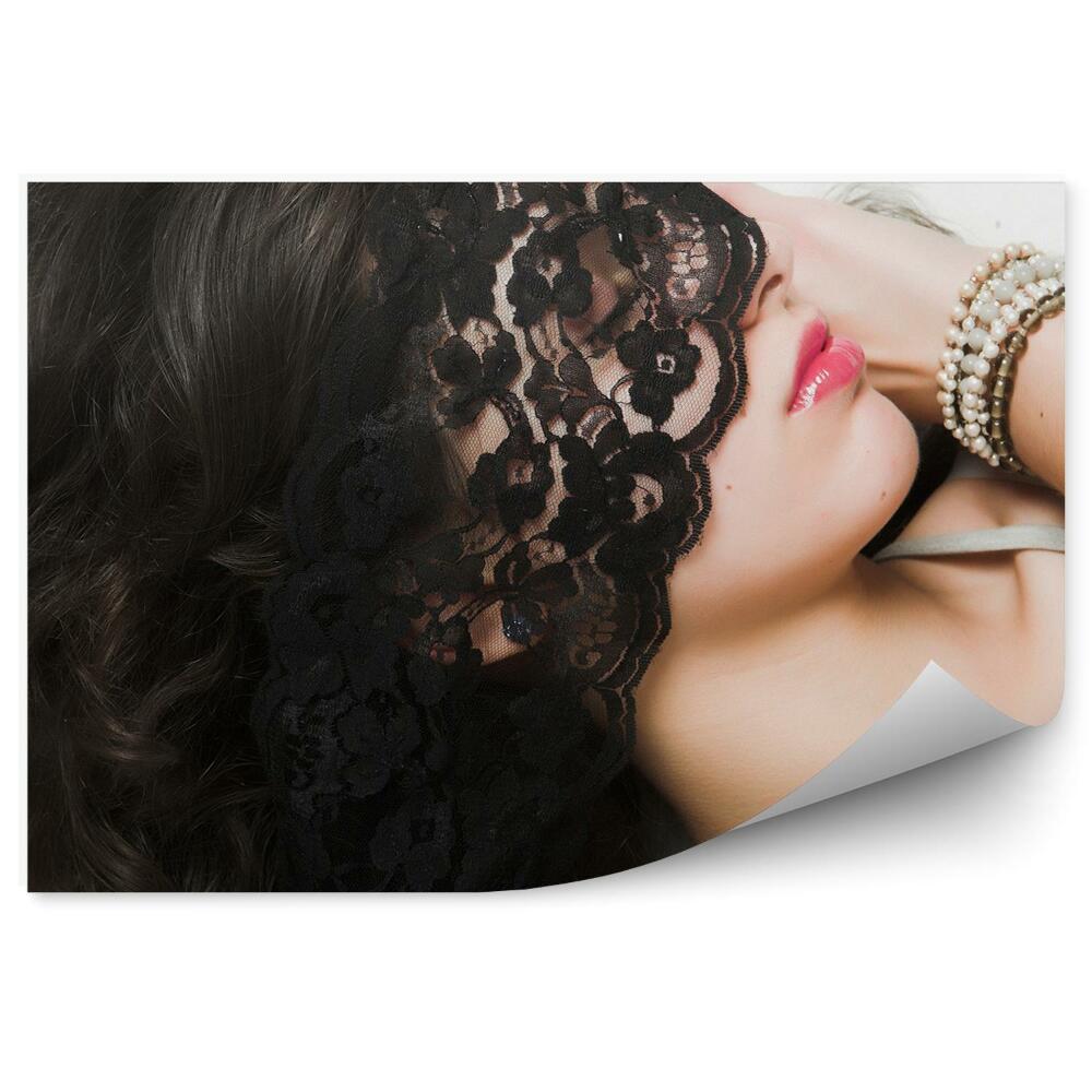 Fototapeta na zeď Dívka s krajkovou maskou na těle