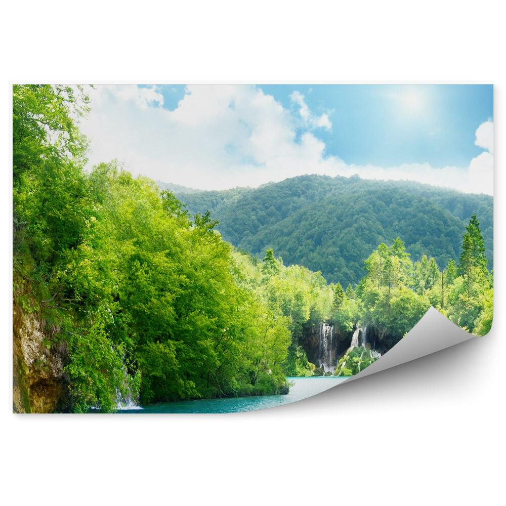 Samolepící fototapeta Hill lesní vodopád modrá voda