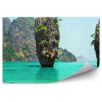 Samolepící fototapeta James Bond ostrov skály vegetace