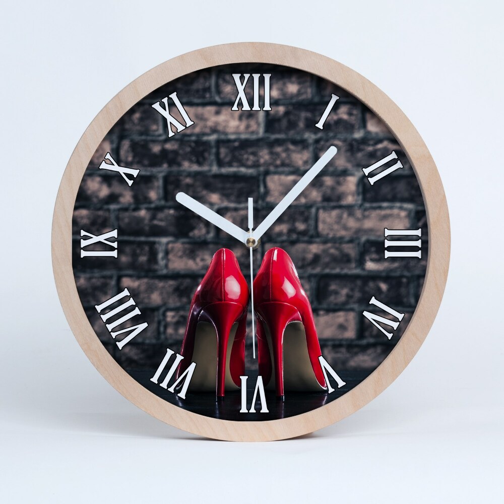 Dřevěne hodiny Červené špendlíky