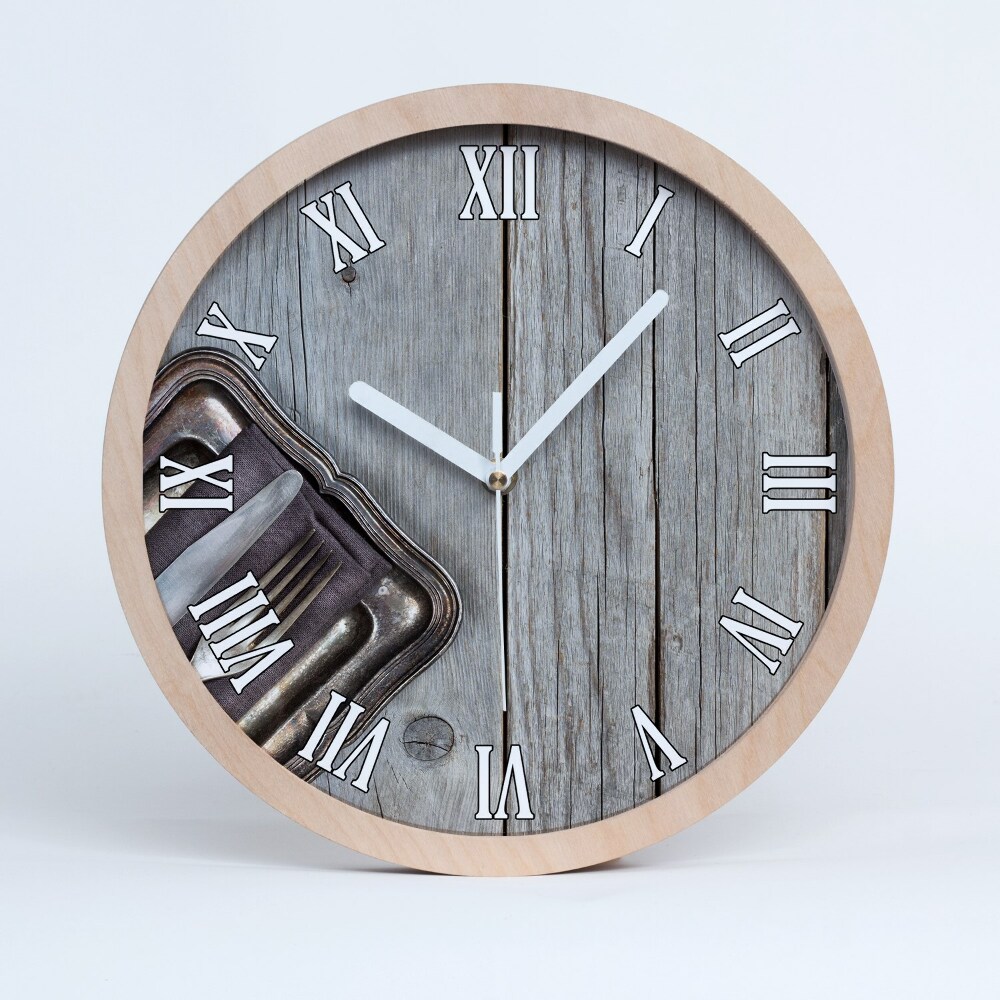 Dřevěné hodiny s fotkou Příbory na prknech