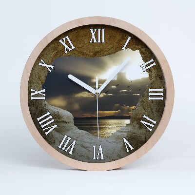 Dřevěne hodiny Pobřežní jeskyně