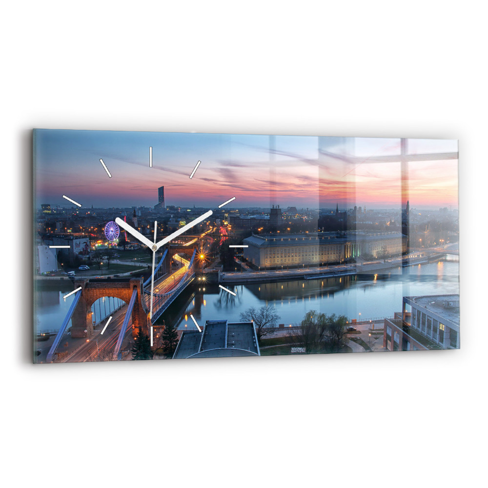 Horizontální nástěnné hodiny Vratislav z dronu