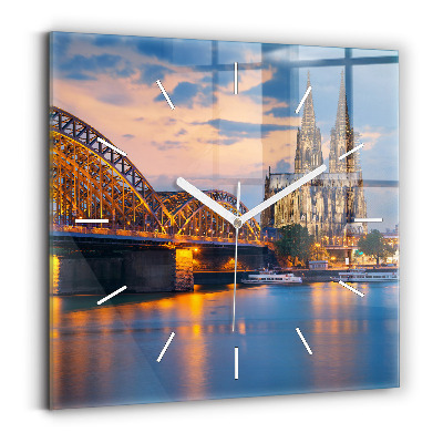 Skleněné nástěnné hodiny čtvercové Pohled na radnici